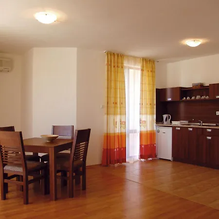 Apartment Guest Co Morenia *