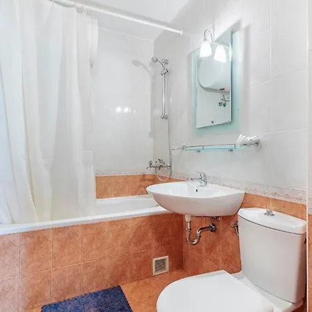 Апартаменты Guest Co Morenia