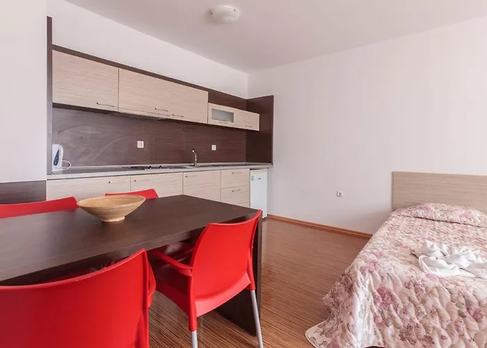 Apartment Guest Co Morenia