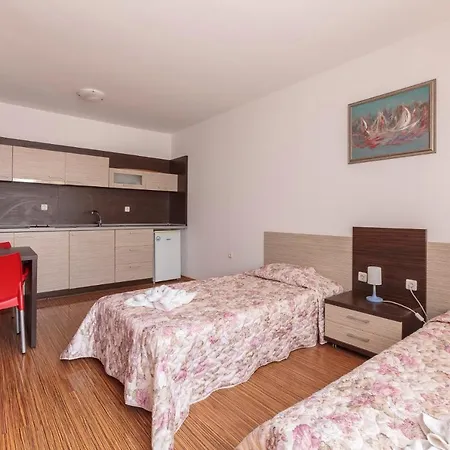 Guest Co Morenia Apartament